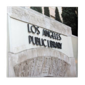 ロサンゼルスの公共図書館の印 タイル (正面)