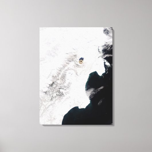 ロシアのカムチャッカ・クライにあるシベロチ火山 キャンバスプリント (正面)