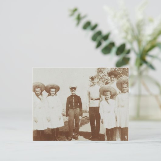 ロシアのツァリーナと娘、オトマ・ロマーノフ ポストカード (スタンド正面)