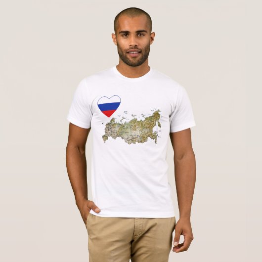 ロシアの旗のハートおよび地図のTシャツ Tシャツ (正面フル)