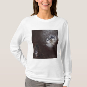 ロシアのShiveluchのvolcanoïÂの¿ Âの½ s slの汚れに灰を振りかけて下さい Tシャツ
