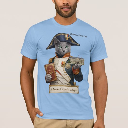 ロシアンブルーのナポレオン・ボナパルト猫 Tシャツ (正面)