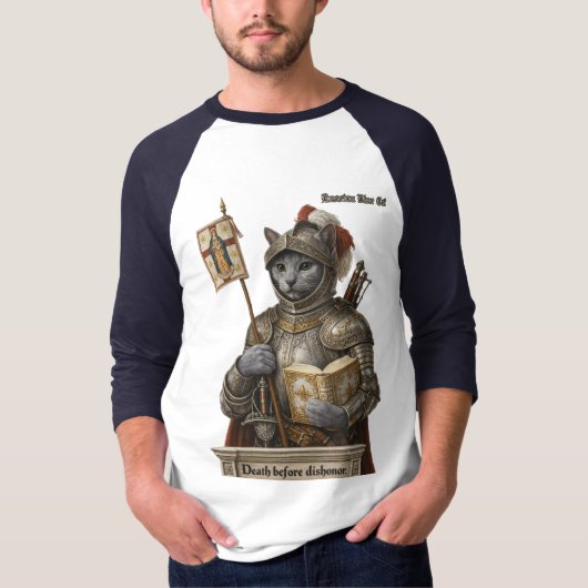 ロシアンブルーの征服者猫 – 名誉と伝統 Tシャツ (正面)