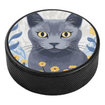 ロシアンブルーの猫と黄色い花