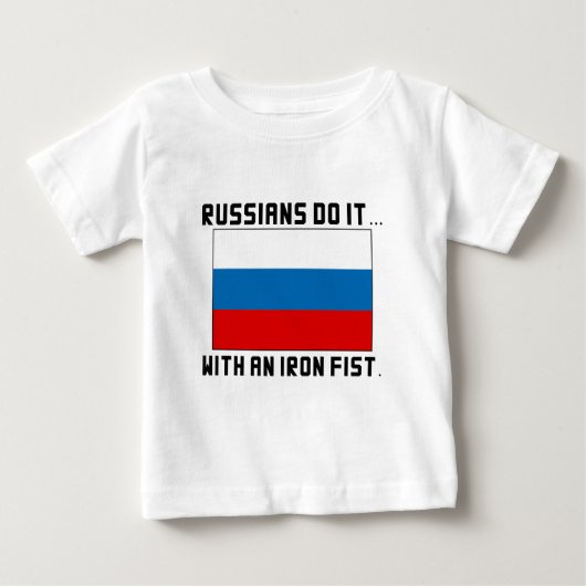 ロシア人は...鉄拳でやる ベビーTシャツ (正面)