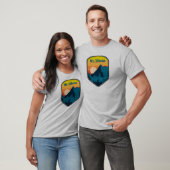 ロシア エルブルス山 朝焼け Tシャツ (ユニセックス)