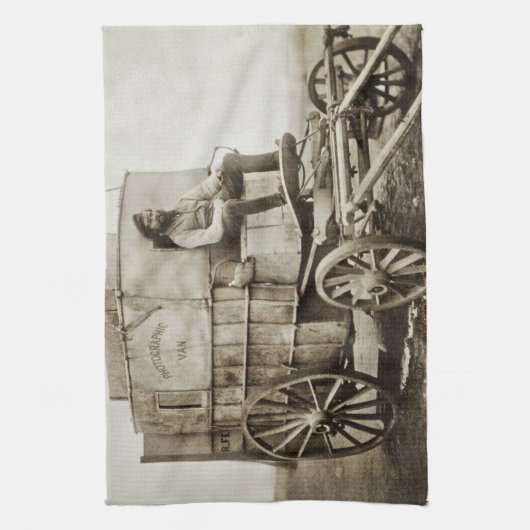 ロジャー・フェントンの写真ワゴン写真現実主義 キッチンタオル (縦)