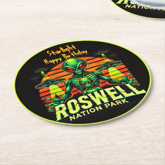 ロズウェルのコズミック・ゲットウェイがお待ちだ！ ラウンドペーパーコースター (アングル)