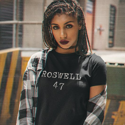 ロズウェルUFOエイリアン地球外受け飛んでいる皿 Tシャツ