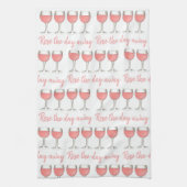 ロゼザデイピンク遠くにローズガラスワイン恋人 キッチンタオル (縦)