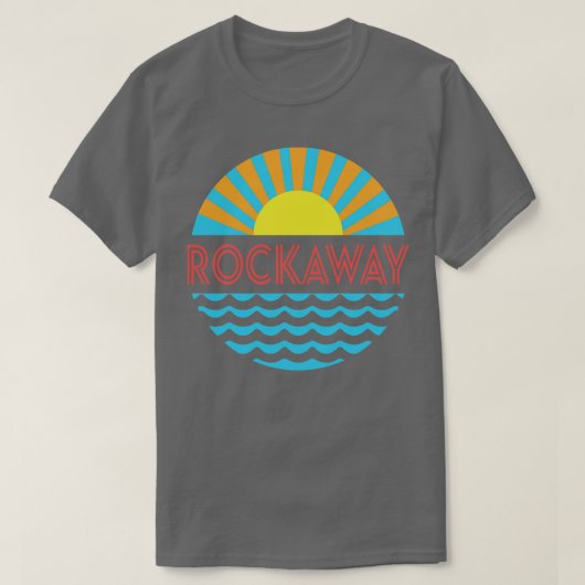 ロッカウェイビーチ太陽と波 Tシャツ (デザイン正面)