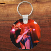 ロッカーケニーMacライブREDキーチェーンw "NCW" キーホルダー (正面)