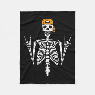 ロッカースケルトンキャップスケータークールハロウィンパンクロック フリースブランケット