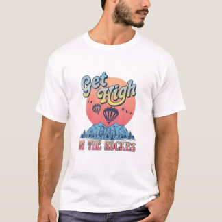 ロッキーズヴィンテージ国立公園の岩に高く登る Tシャツ