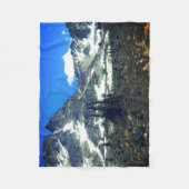 ロッキーマウンテン国立公園の雪と木 フリースブランケット (正面)