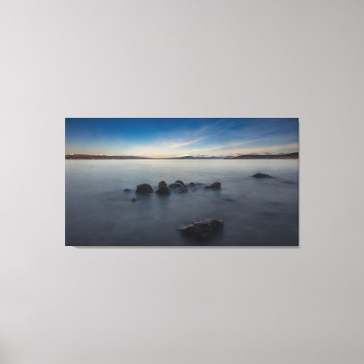 ロッキーモーニングロング露出でタウポ湖 キャンバスプリント (正面)