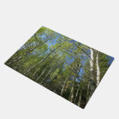 ロッキー山脈の夏の白樺の木々 ドアマット (アングル)
