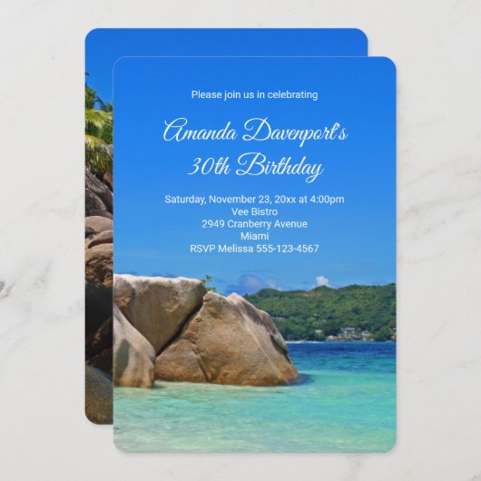 ロッキー海と美しい熱帯ビーチ誕生日 招待状 (正面/裏面)