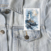 ロッキー海岸線沿いの月光の灯台 缶バッジ (インサイチュ)