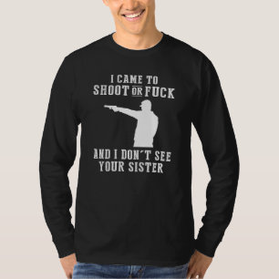 ロックされて笑い声が満載 – 銃をテーマにしたおもしろい Tシャツ