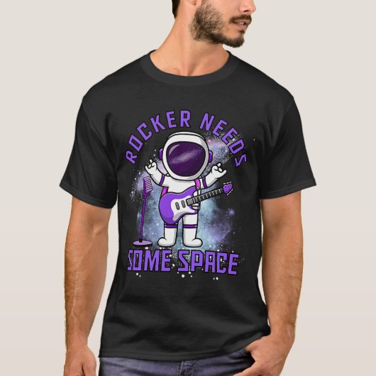 ロックに必要なスペース ロック音楽 少年 男性 Tシャツ (正面)