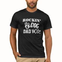 ロックイン'この犬のパパボディーおもしろいメンズTシャツ