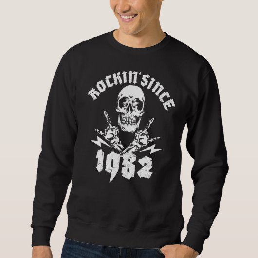 ロックイン1982年以来40歳のスカルロックハンズ スウェットシャツ (正面)