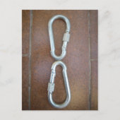 ロックイン:耐久性のあるスチールカラビナーロックデザイン ポストカード (正面)