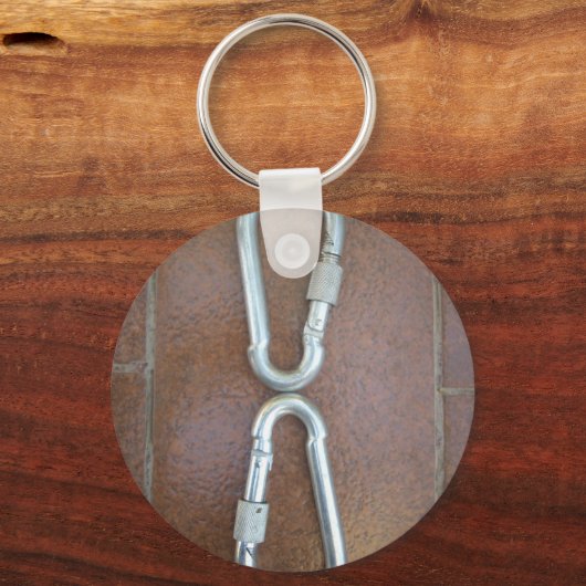 ロックイン:耐久性スチール カラビナーロックデザイン キーホルダー (正面)