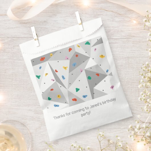 ロックウォール登山クライムバースデーパーティー フェイバーバッグ (クリップ留めされた状態)