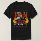 ロックスター遊ギタリストBのようにベースが残る Tシャツ (デザイン正面)