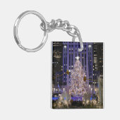 ロックフェラーセンターの天使とクリスマス – keychain キーホルダー (正面左)