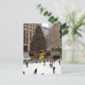 ロックフェラーセンタークリスマスツリースケートで滑るリンクNYC シーズンポストカード (スタンド正面)