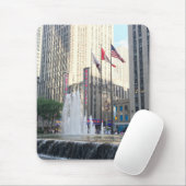 ロックフェラーセンターニューヨークシティファウンテンフラッグ マウスパッド (マウス)