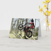 ロックホッピングトライアルのライダーの誕生日 カード (黄色い花)