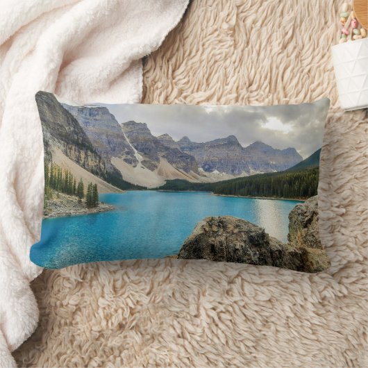 ロック山脈の中でブルーレイクと装飾用クッション ランバークッション (ブランケット)