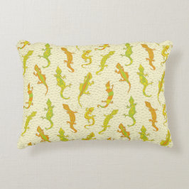 ロック登山のGeckosの黄色 – シームレスなパターン。 アクセントクッション