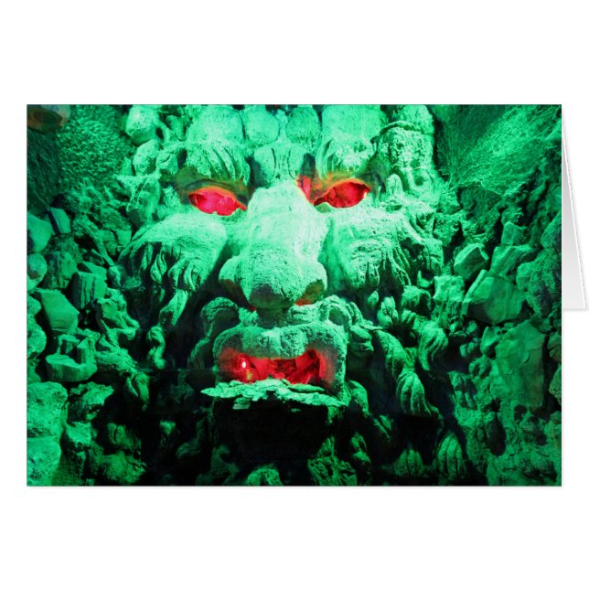 ロック顔の怖い仮面顔 (正面横)