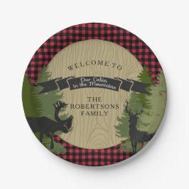 ロッジ山の小屋の素朴な狩りのシカの(雄ジカの)枝角 ペーパープレート