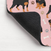 ロットワイラードッグのボーンと前足マウスパッド マウスパッド (コーナー)