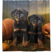 ロットワイラーパピーオータムデライトカボチャ シャワーカーテン (正面)