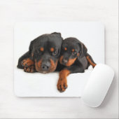 ロットワイラーブラウン及び黒い小犬愛 マウスパッド (マウス)