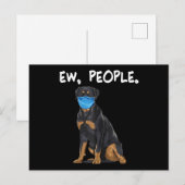 ロットワイラー新しい人々の犬を着用顔マスク 案内ポストカード (正面/裏面)