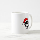 ロットワイラー犬が赤いクリスマスサンタハットを着て コーヒーマグカップ (正面右)