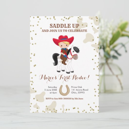 ロデオカウボーイブロンドの男の子の誕生日招待状 招待状 (スタンド正面)