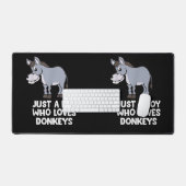 ロバおもしろいーが大好きな少年 デスクマット (キーボード&マウス)