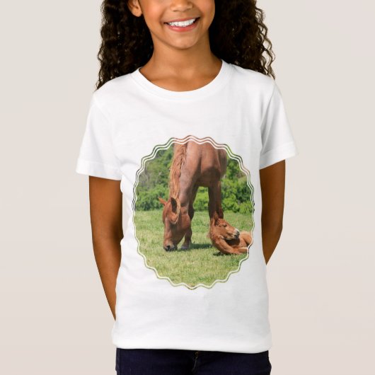 ロバおよび子馬の女の子のTシャツ Tシャツ (正面)