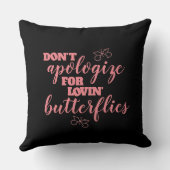 ロビンおもしろいの蝶に謝らないで クッション (裏面)