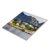 ロフォテンノルウェーレーヌヴィレッジアンダーサニーブルースカイ タイル (側面)