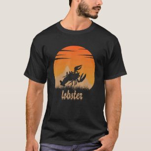 ロブスターの中で山で熱い自然 Tシャツ